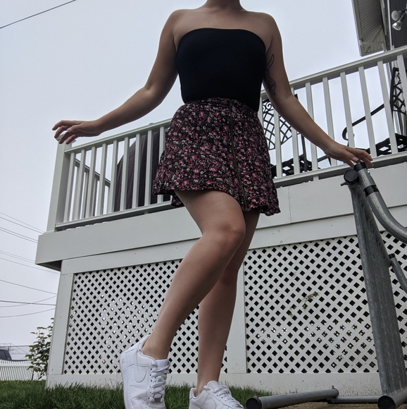 Urban Outfitters Floral Skater Skirt - Picture 3 of 4